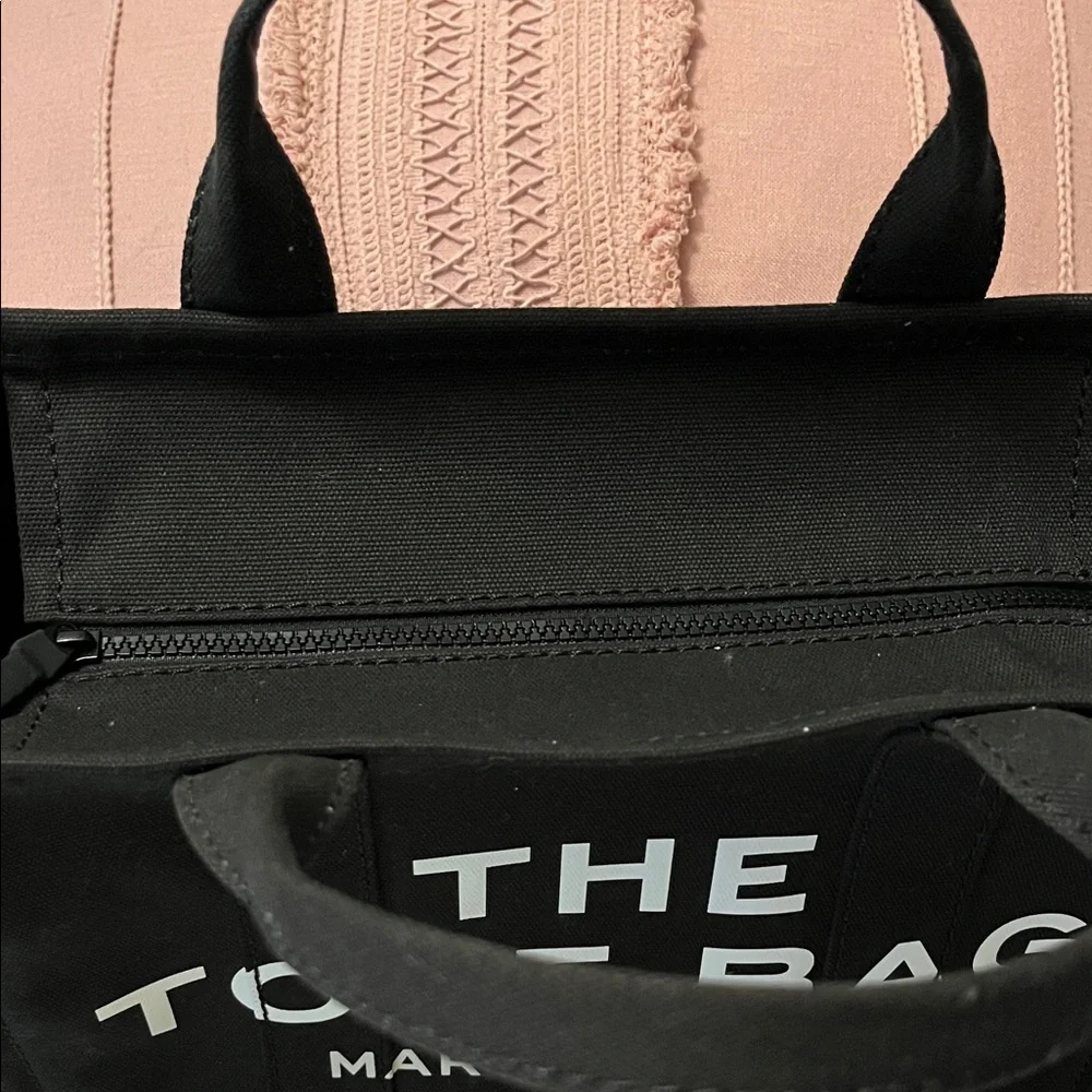 Marc Jacobs Black Canvas 'The Tote Bag' with Logo - Picture 6 of 6